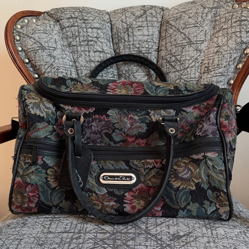 Oscar de la Renta Black and Green Floral Travel Bag
